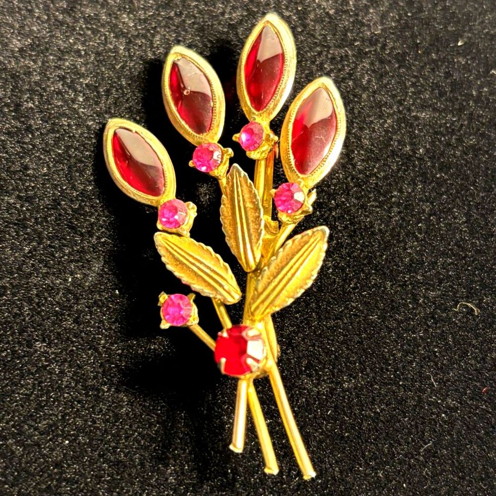 VTG Red Rhinestone Flower Brooch Gold Tone Floral Spray Pin Pink Mid Century
